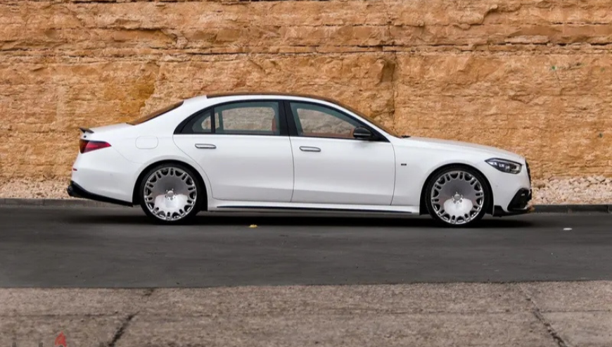 2023 BRABUS 600 based on Mercedes S580